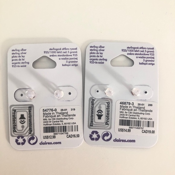 Claire's Santa Claus and Infinity Stud 925 Earring - Picture 4 of 4